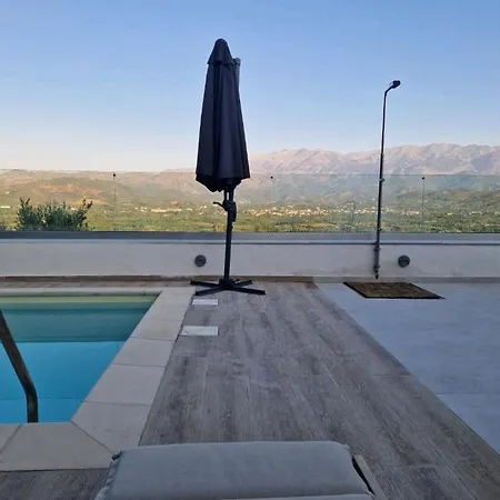 With View In Countryside - Private Pool 別荘